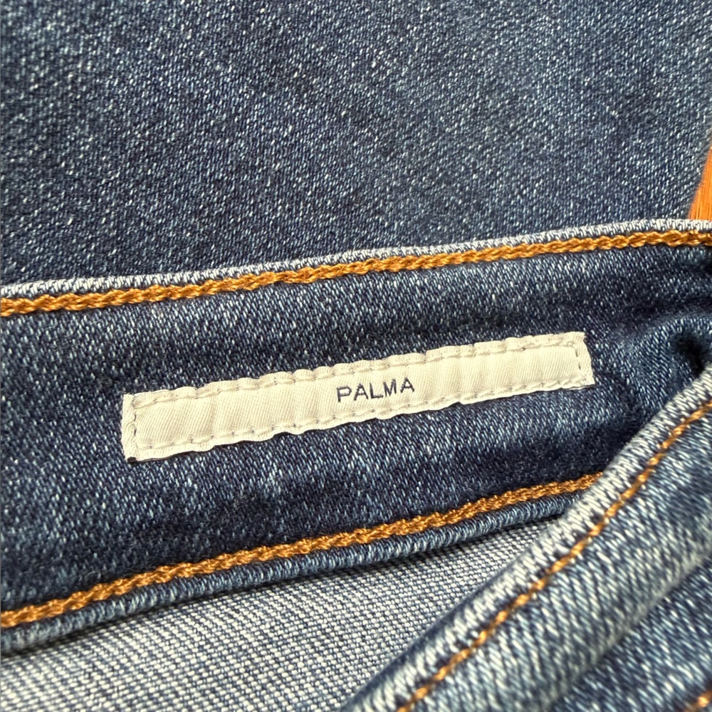 Citizen of Humanity Petite Palma Straight Raw Hem in Ambry mid denim wash, 29P - Picture 12 of 15